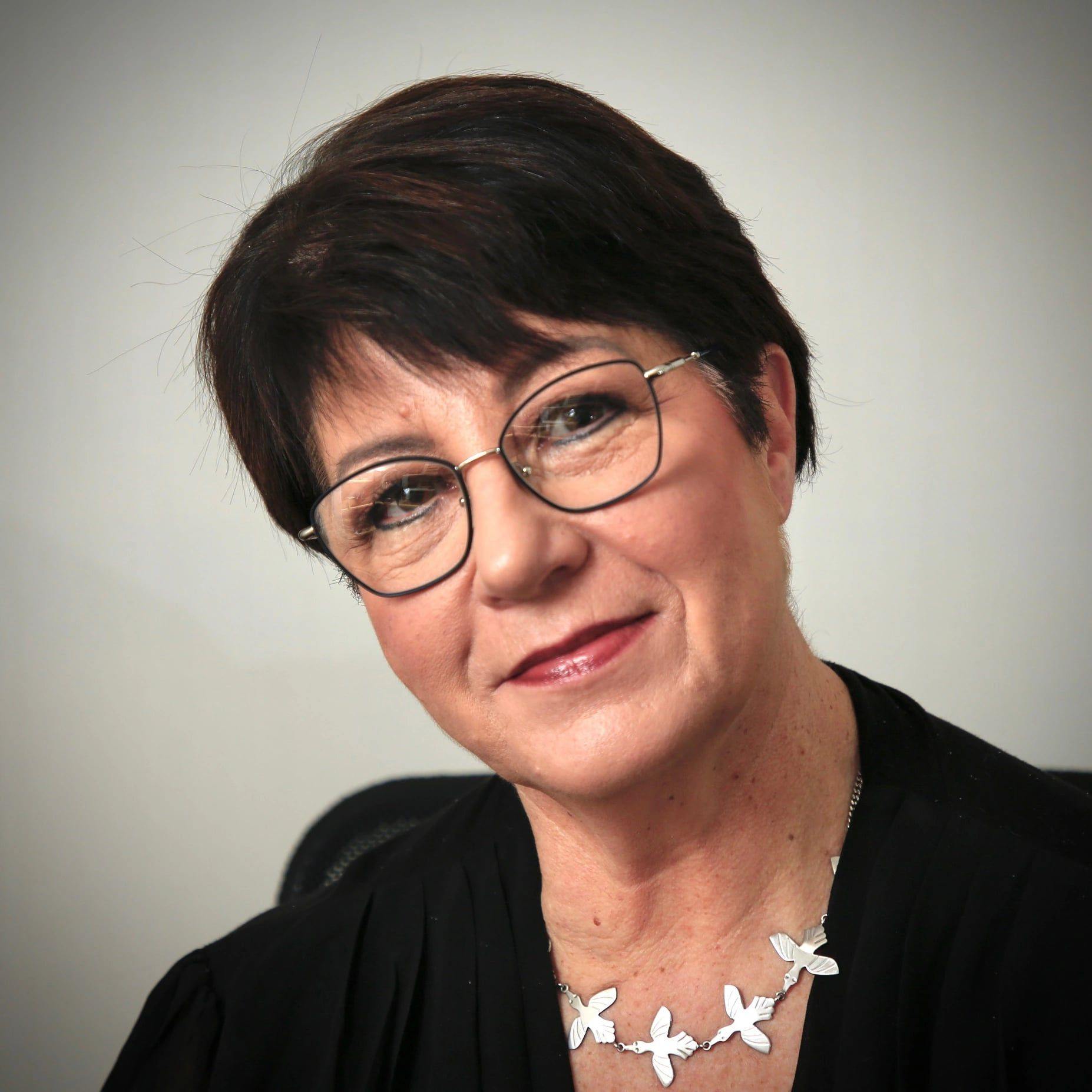 Megan Dyamond (Wellbeloved)